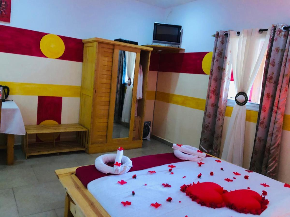 Petite Flower Guest House Talata-maty Exteriér fotografie