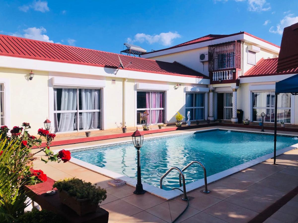 Petite Flower Guest House Talata-maty Exteriér fotografie